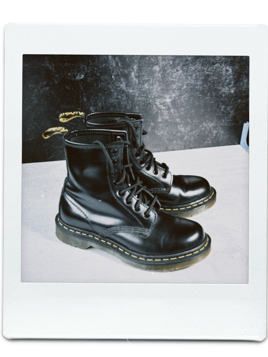 Dr. Martens Shoes - Dr. Martens 1460 Smooth Black Leather Boots EUC